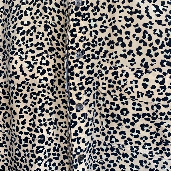 Equipment 100% Silk Leopard Button Front Sleeveless
Blouse - Picture 2 of 5